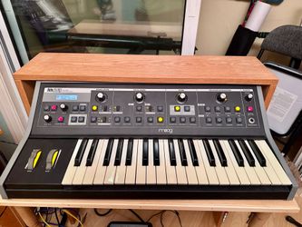 Moog Little Phatty Synth