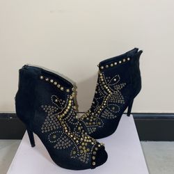 Zara Boots Size 7