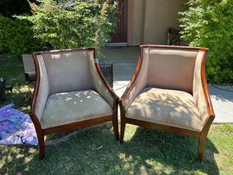 Accent Chairs