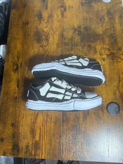 Amiri Bone Sneakers
