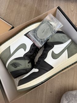 AJ1 High Clay Green