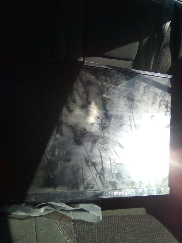 Insignia Smart T.V