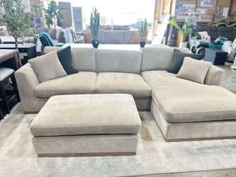 Henredon Caleb Taupe Sectional with ottoman and reversible chaise