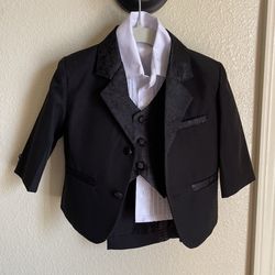 Boy’s, LA Sun - 3 Piece Suit Tux W Shirt. Toddler Size 1