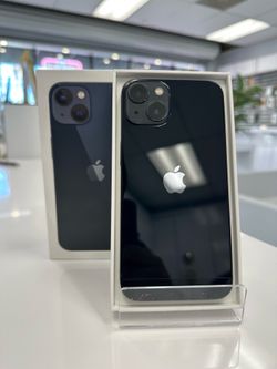 iPhone 13 128GB(Financing Available)