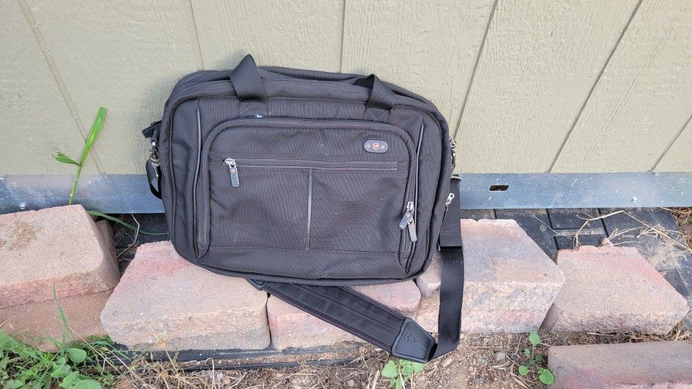 Victorinox Messenger Laptop Bag