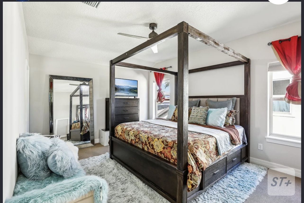 King canopy bedroom set