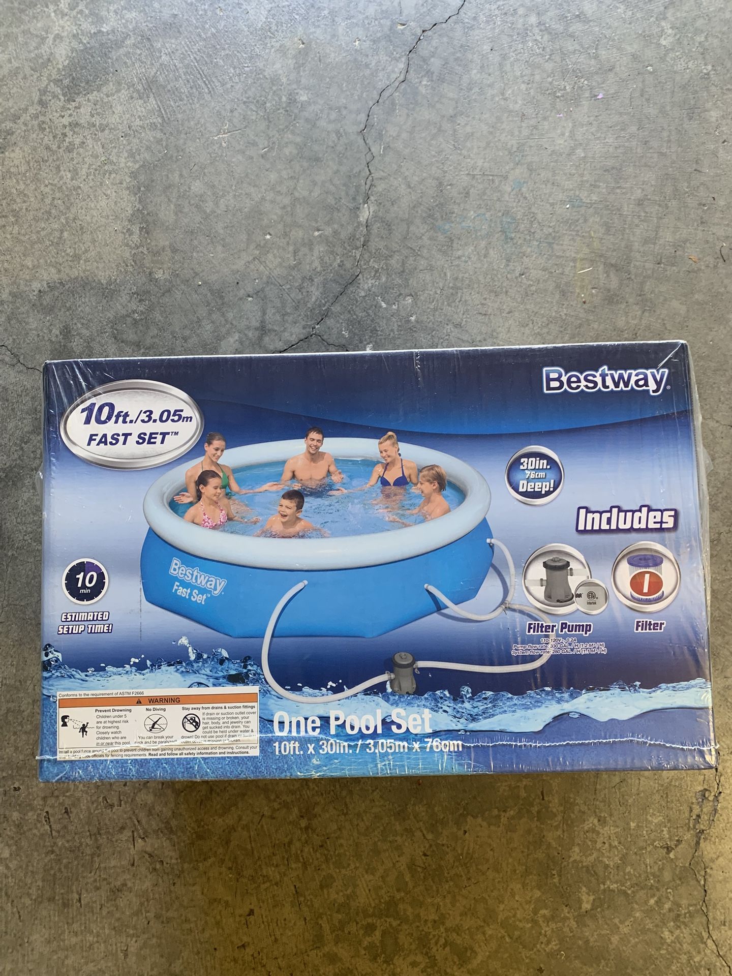 Selling a brand-new Best Way 10ft x 30” Easy Set-Up Pool Set