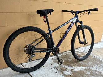 Bike mountain bike specialized