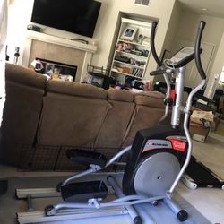 Schwinn 430 Elliptical 