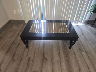 Coffee/ Cocktail Table For Sale