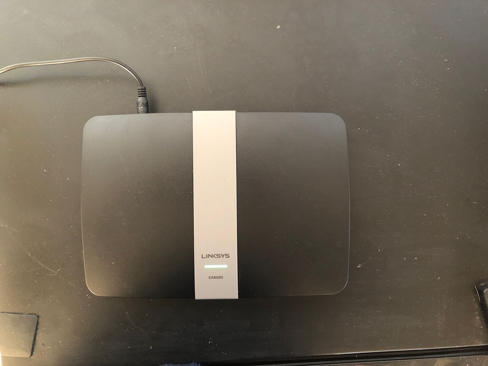 LINKSYS EA6200 WIFI ROUTER