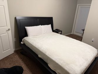 Queen Bed