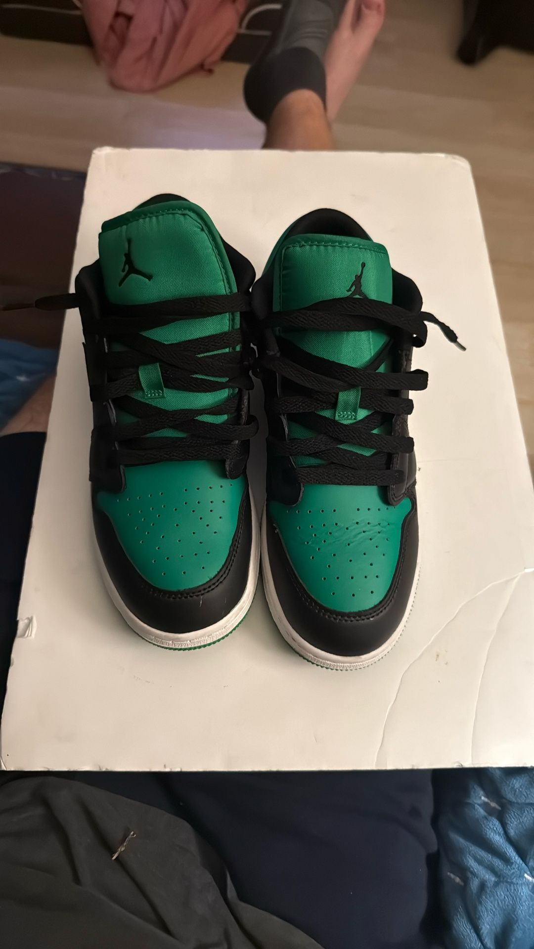 Air Jordan 1 Low 553560-065 Green Basketball Shoes Sneakers Size 6.5Y