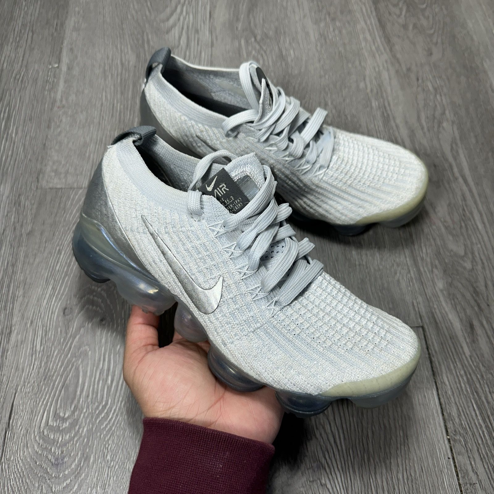 Nike Air Vapormax Flyknit Womens Size Athletic Shoes Sneakers