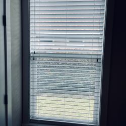 3’ X5’ For 3’ X 5’ Window White