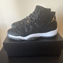 Jordan 11 black stingray