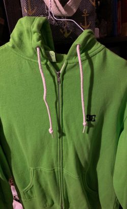 DC skating sweater medium