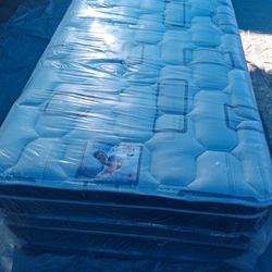 Brand New Twin Size Pillowtop Mattress Included Box Spring Free Delivery 