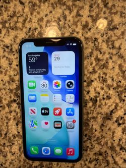 Apple iPhone 11 green 128gb factory unlocked very nice 77% battery health