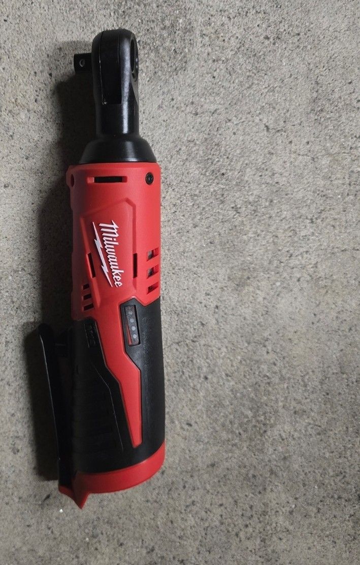 Milwaukee M12 3/8" Ratchet ( TOOL ONLY )