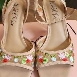 Womens Heels. Size 6.5w