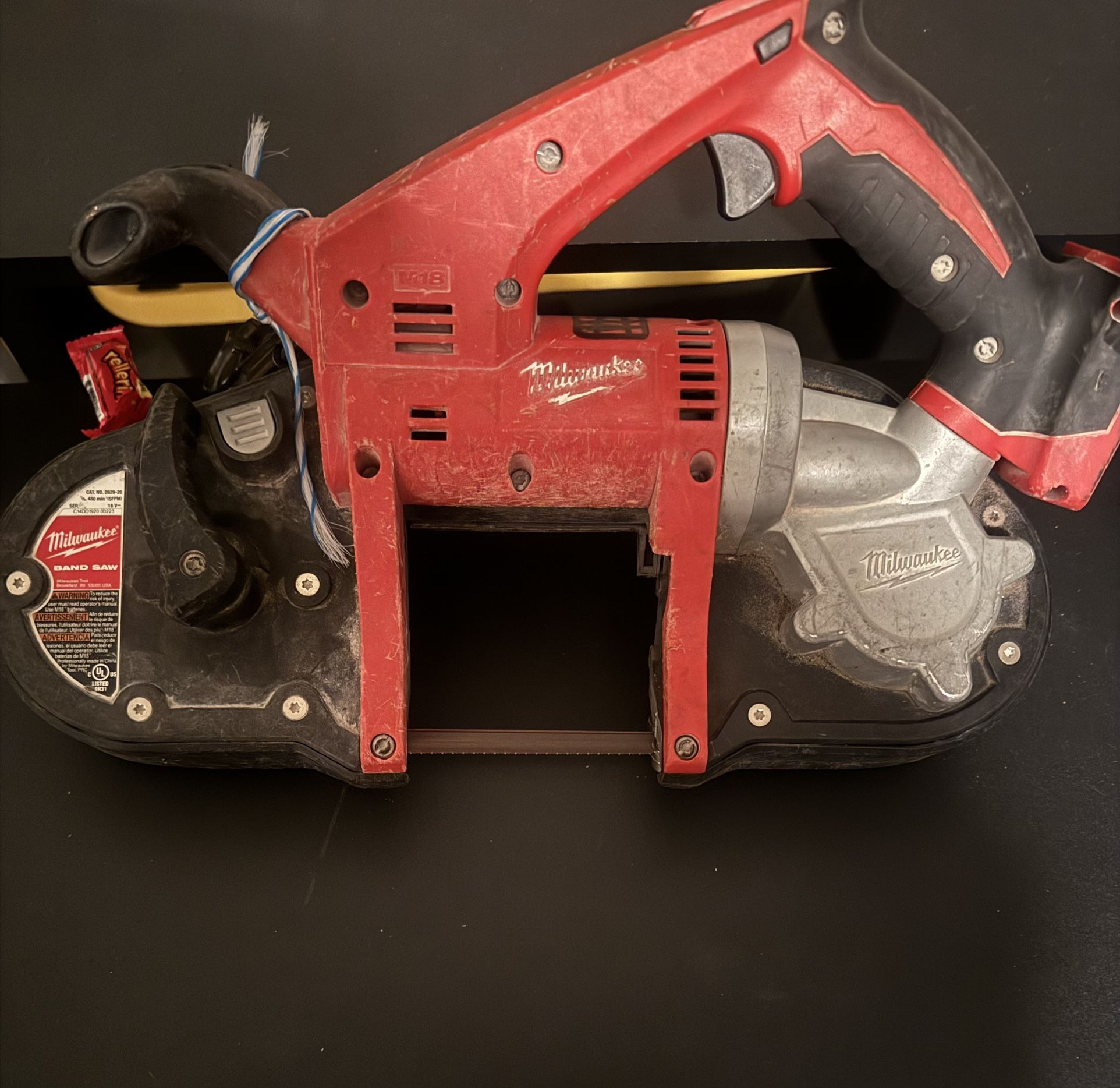 Milwaukee Bandsaw