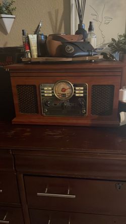 Record, CD, Radio, and Bluetooth player.