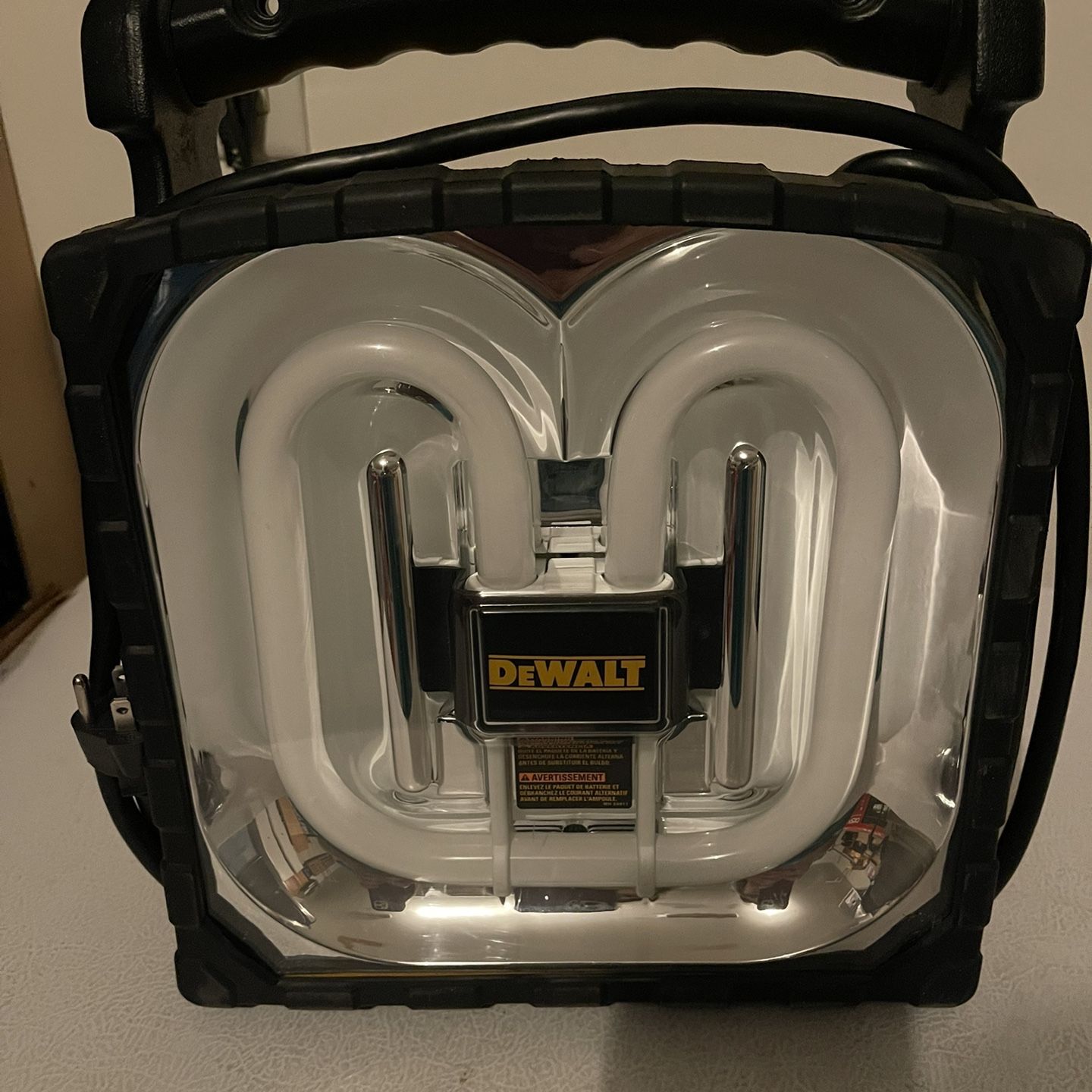 DEWALT DC020 Cordless Corded Worklight Like New Condition for Sale in Henderson NV OfferUp