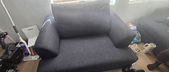 Love seat / baby couch