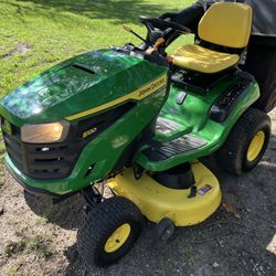 2021 John Deere S120 42” Lawn Tractor and bagger