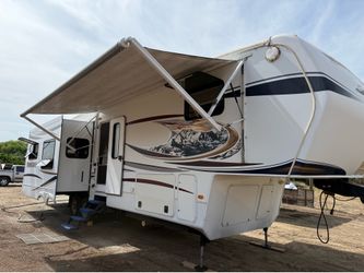 2012 Keystone Montana