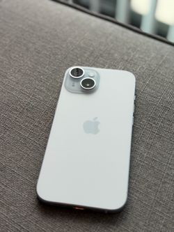 iPhone 15 128GB Factory Unlocked Blue