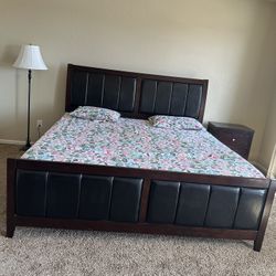 Coaster Furniture Carlton Cappuccino and Black 4pc King Wood Bedroom Set with Foundation & Mattress