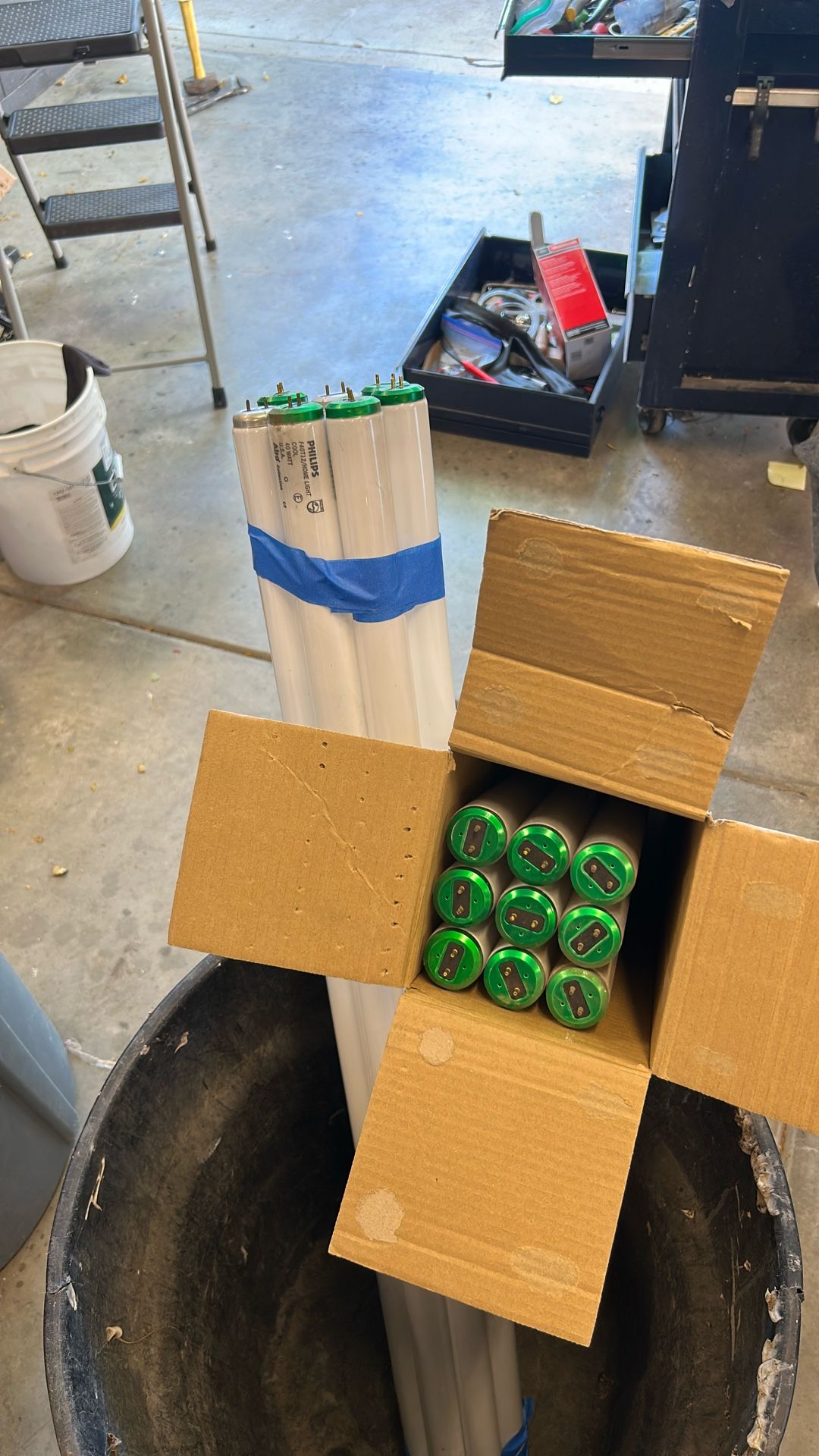 48 In fluorescent bulbs