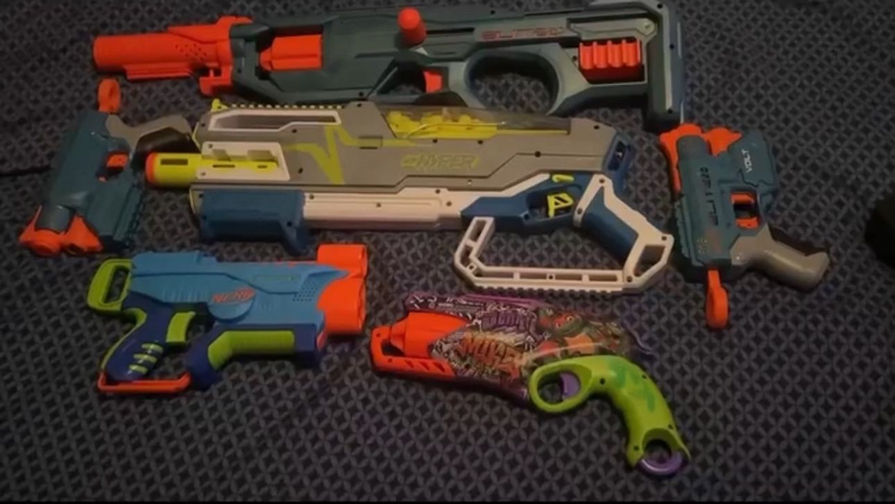 Nerf and Dart Guns (6)