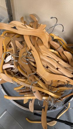 Retail hangers