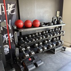 Rogue home gym “SELLING ALL TOGETHER SO PLS DONT ASK!!”