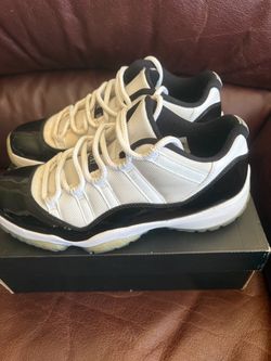Air Jordan retro low size 9