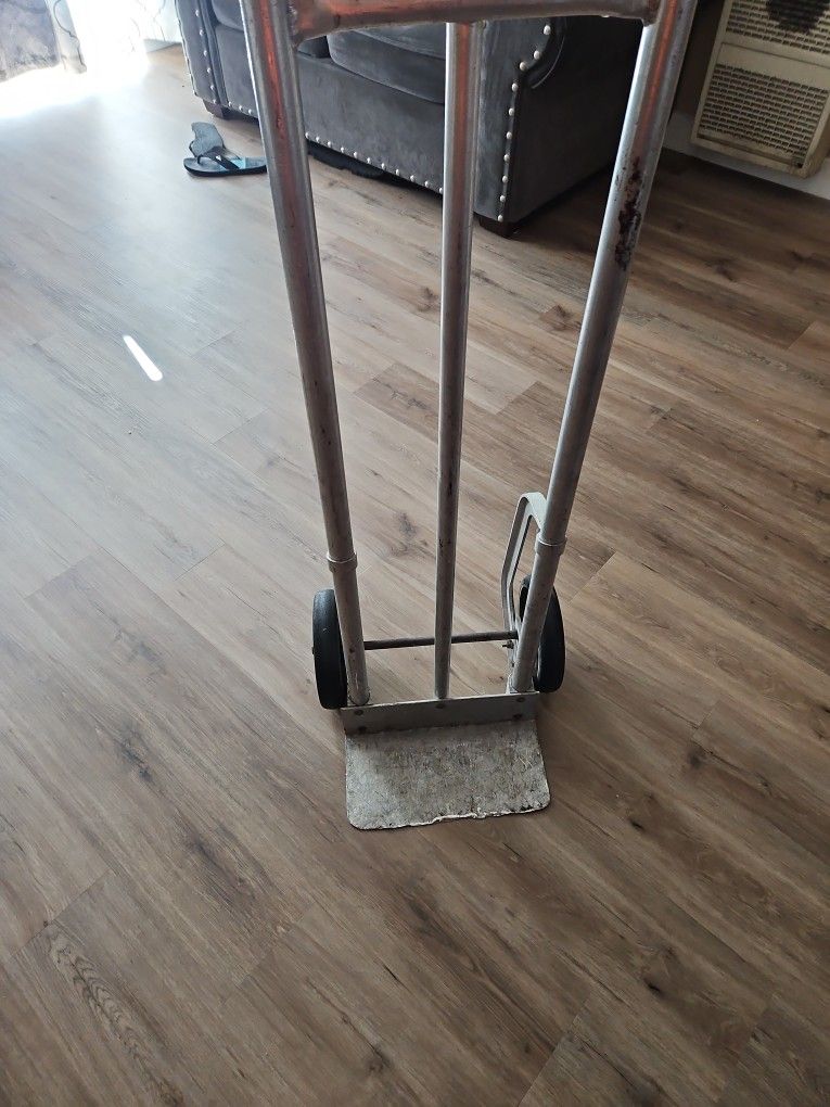Hand Truck