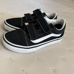 Size 12 kids vans