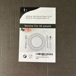 Plastic Party Plates