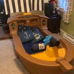 Toddler Boat Bed