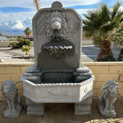 New Fountain With 2 Lions Made Out Of Cement 