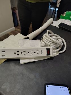Six sockets electric extension cord