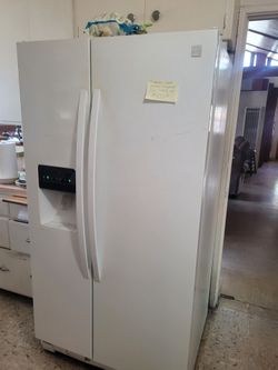 Kenmore Side by Side Refrigerator