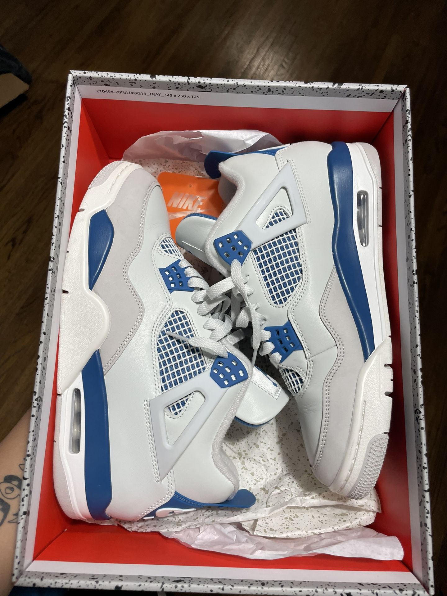 Jordan 4 Military Blue 2024