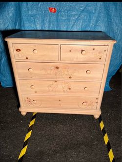 Vintage 1990’s Thomasville Impressions 5 Drawer Dresser