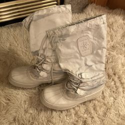 Sorels Snow Lion Size 8