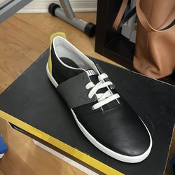 Size 10 - Puma El Ace 3 Shoes